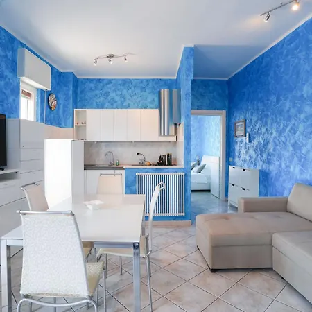Apartment House *