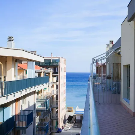 House * Pietra Ligure
